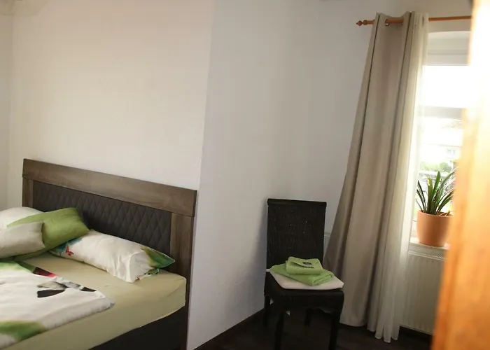 Zum Alten Koenig Apartment *